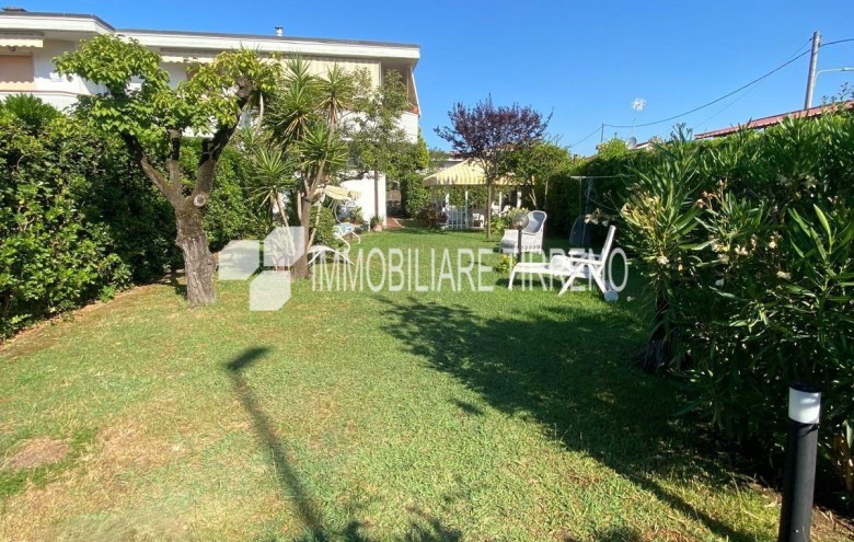 Appartamento in vendita a Massa