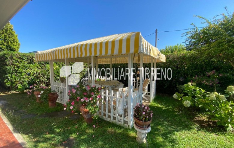 Appartamento in vendita a Massa