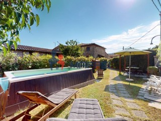 Casa semi indipendente in vendita a Corsanico