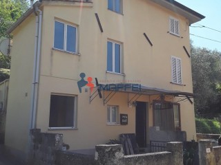 Terratetto in vendita a Bozzano