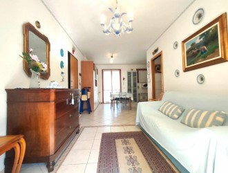 Appartamento in vendita a Marina di Massa
