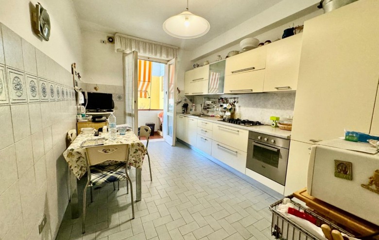 Appartamento in vendita a Massa