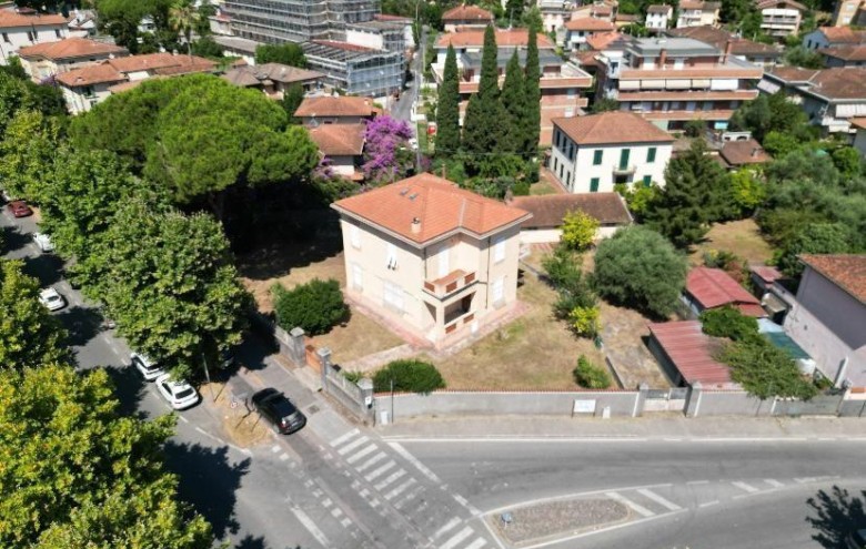 Villa singola in vendita a Massa