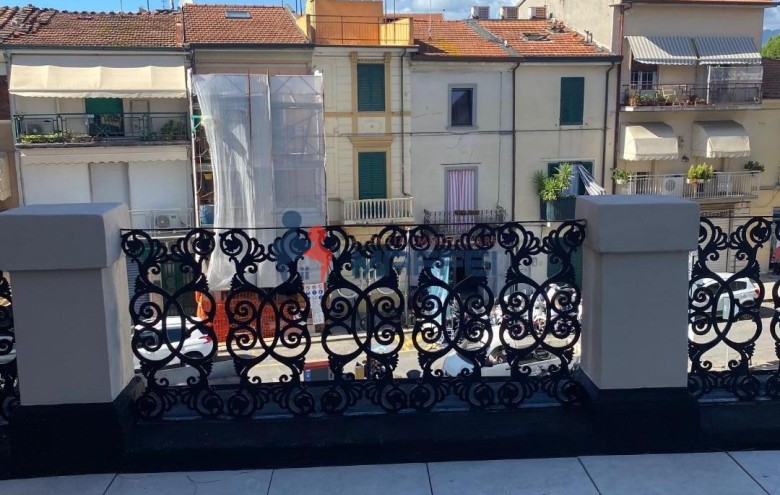 Appartamento in vendita a Viareggio