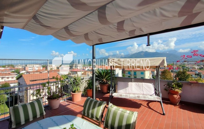 Attico in vendita a Massa