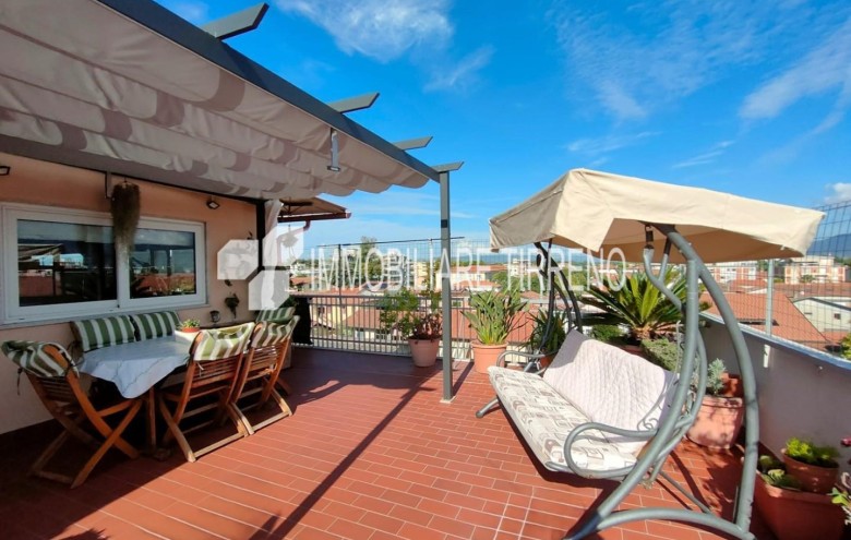 Attico in vendita a Massa