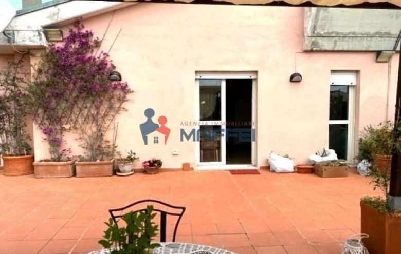 Attico in vendita a Viareggio