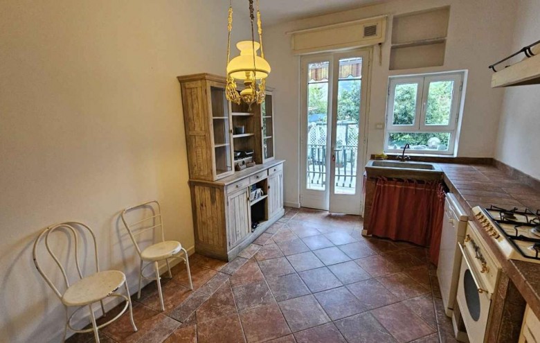 Appartamento in vendita a Massa