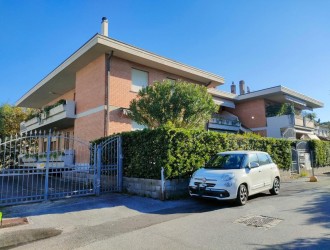 Appartamento in vendita a Ronchi