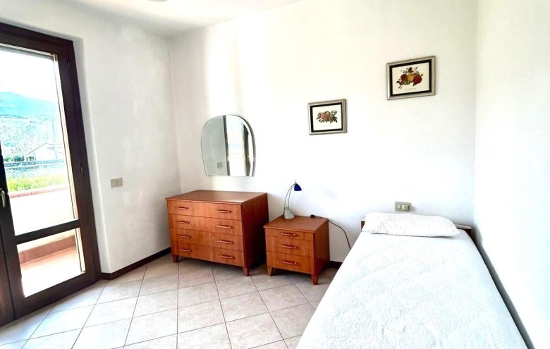 Bifamiliare in vendita a Montignoso