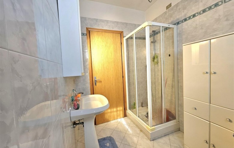 Appartamento in vendita a Massa