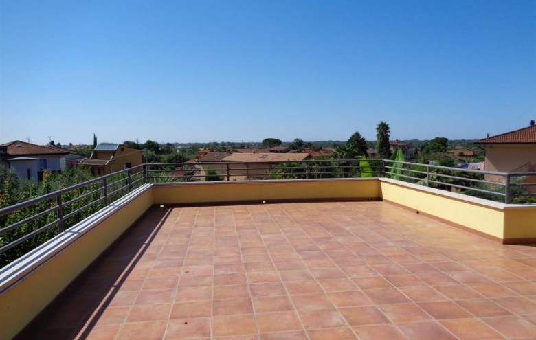 Villa singola in vendita a Montignoso