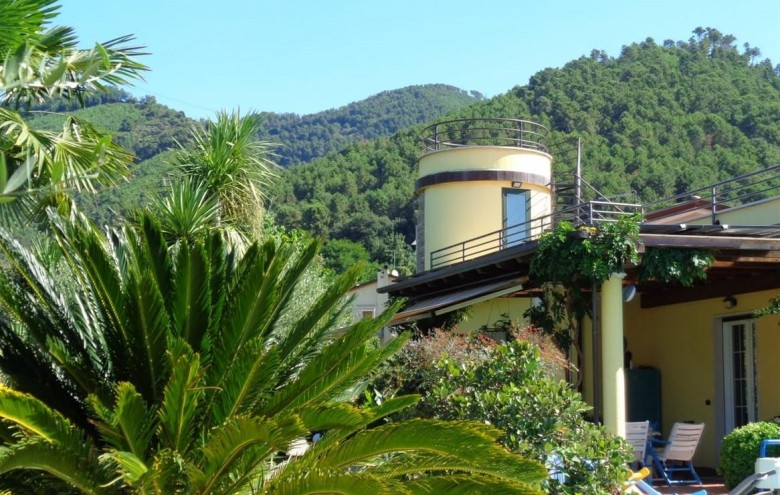 Villa singola in vendita a Montignoso