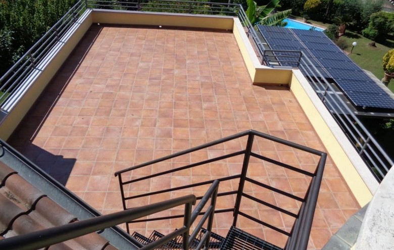 Villa singola in vendita a Montignoso