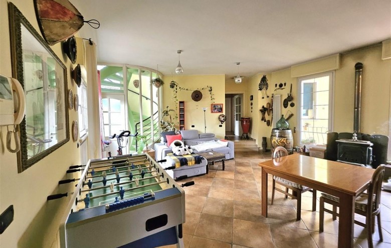 Villa singola in vendita a Montignoso