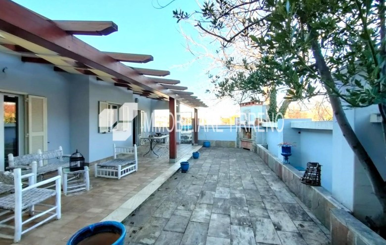 Villa singola in vendita a Massa