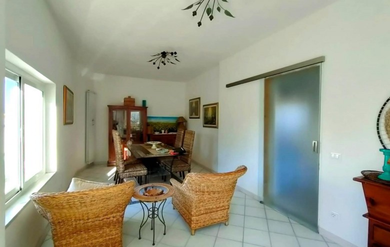 Villa singola in vendita a Massa