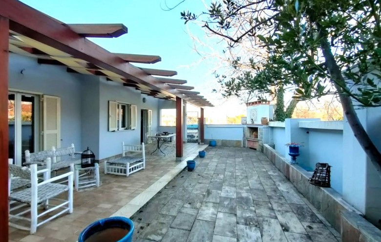 Villa singola in vendita a Massa