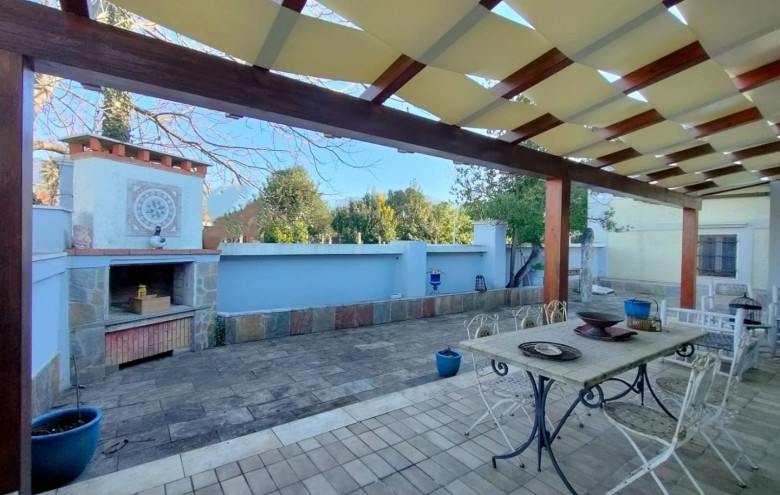 Villa singola in vendita a Massa