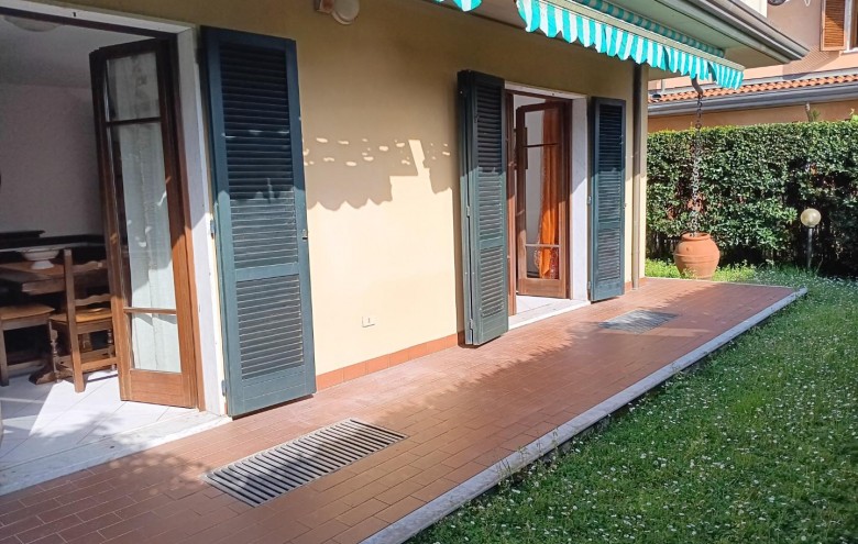 Villetta a schiera in vendita a Massa