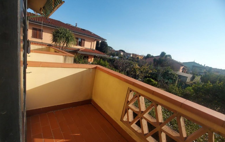 Villetta a schiera in vendita a Massa