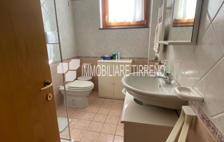 Villetta a schiera in affitto a Massa