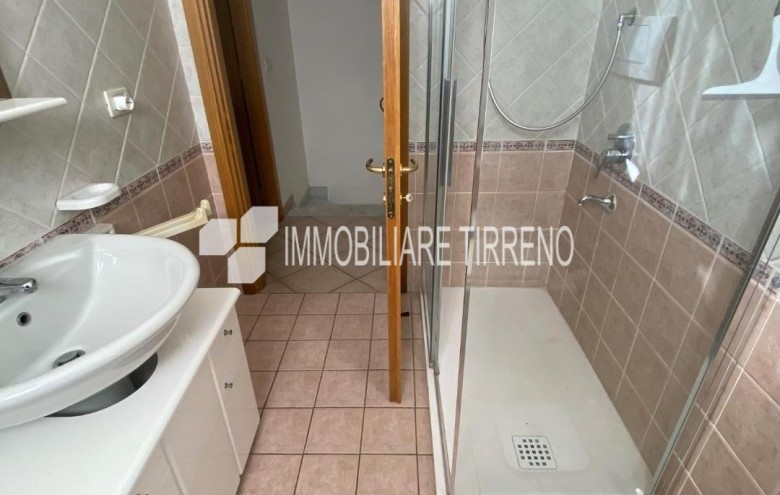 Villetta a schiera in affitto a Massa