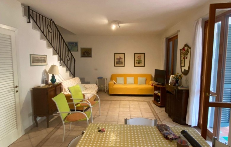 Villetta a schiera in affitto a Massa