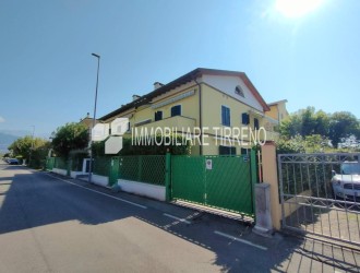 Attico in vendita a Marina di Massa