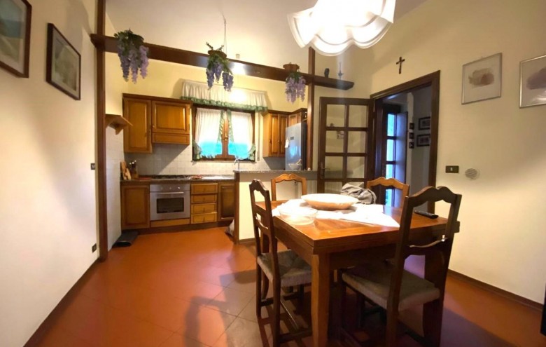 Villa singola in vendita a Massa