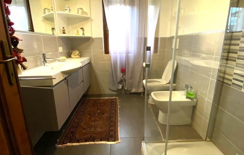 Villa singola in vendita a Massa