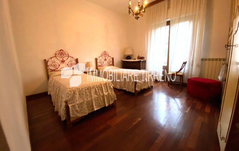 Villa singola in vendita a Massa