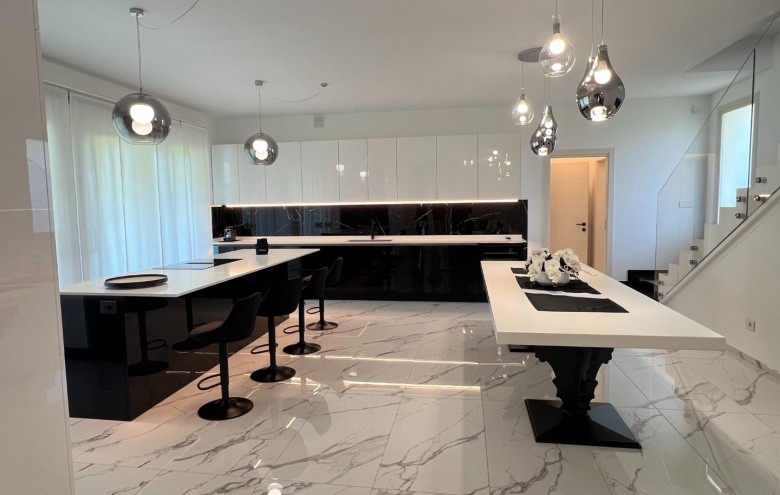 Villa singola in vendita a Pietrasanta