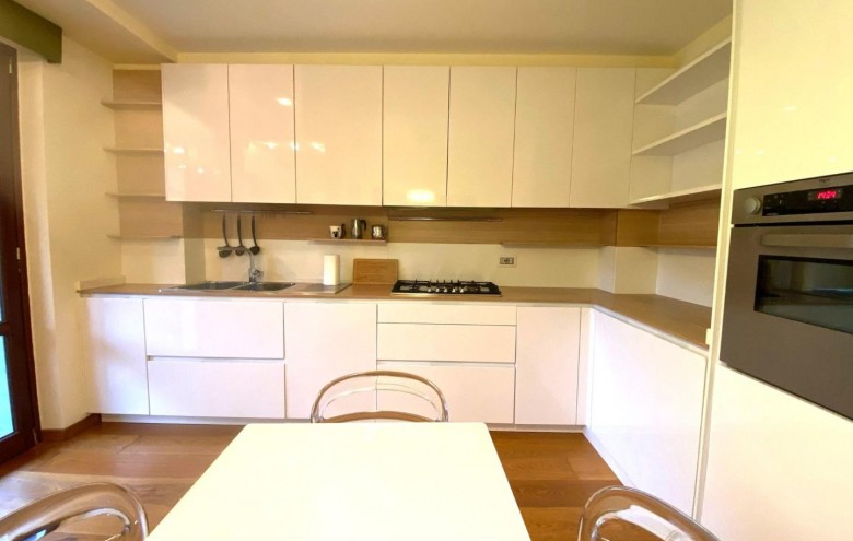 Appartamento in vendita a Massa