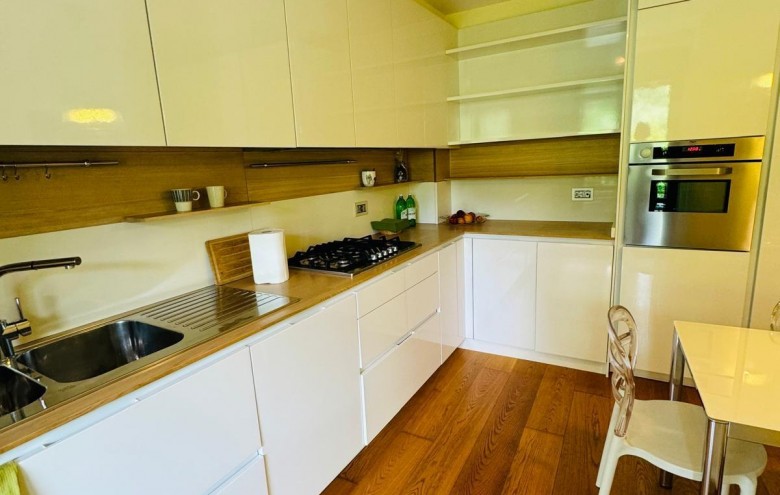 Appartamento in vendita a Massa