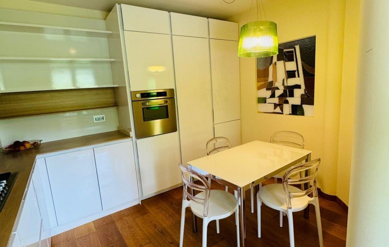 Appartamento in vendita a Massa