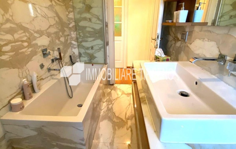 Appartamento in vendita a Massa