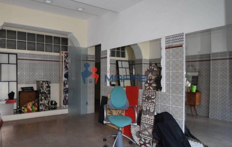 Fondo Commerciale in vendita a Viareggio