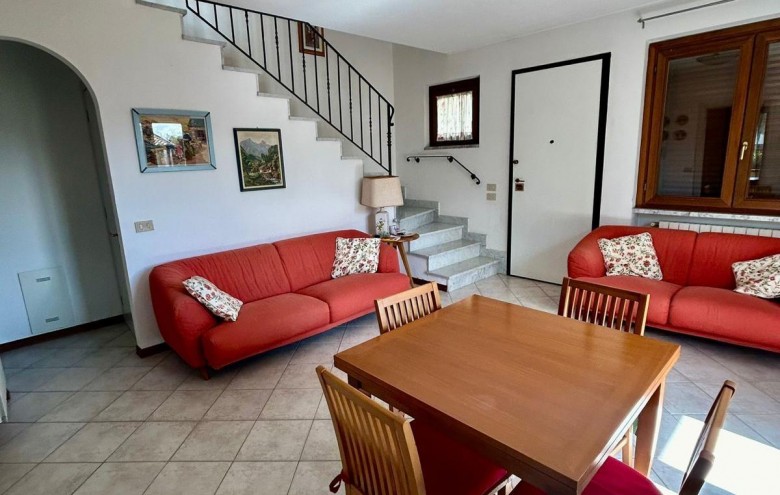 Villa singola in vendita a Montignoso