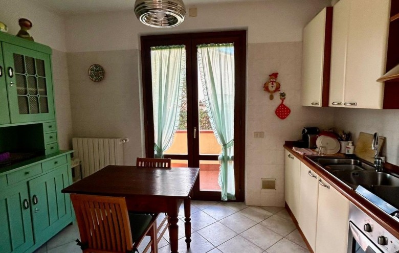 Villa singola in vendita a Montignoso