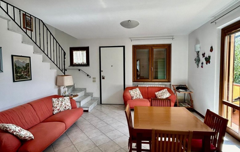 Villa singola in vendita a Montignoso