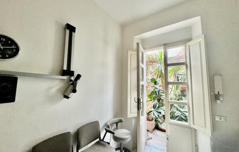 Appartamento in vendita a Montignoso