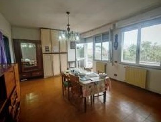 Appartamento in vendita a Marina di Massa
