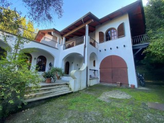 Villa singola in vendita a Massa