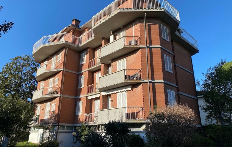 Appartamento in vendita a Massa