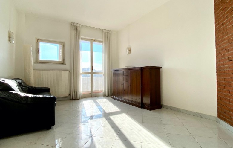 Appartamento in vendita a Massa