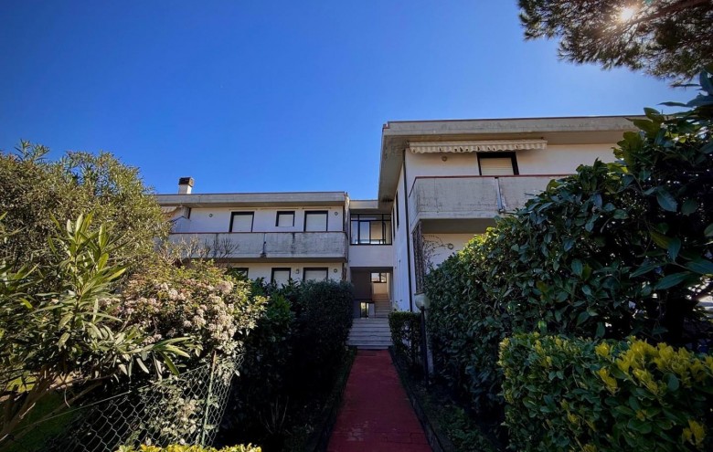 Appartamento in vendita a Massa