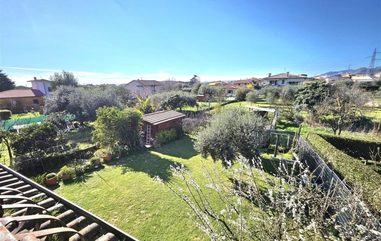 Villa singola in vendita a Massa