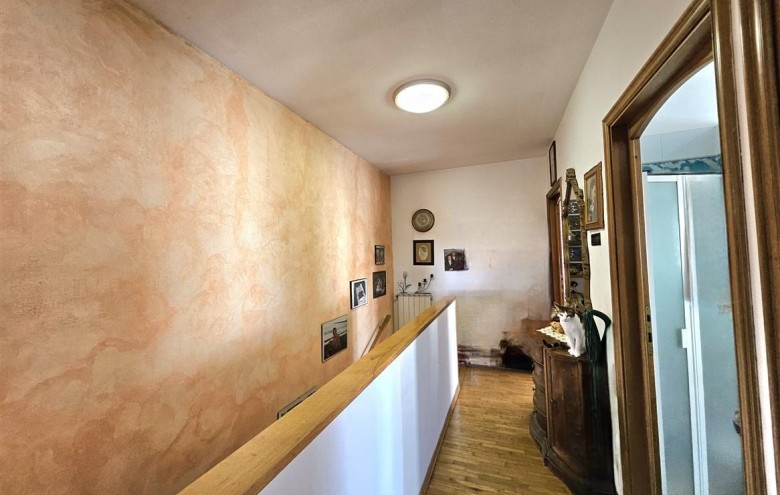 Villa singola in vendita a Massa