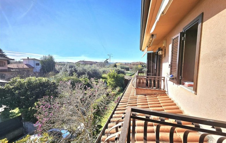 Villa singola in vendita a Massa